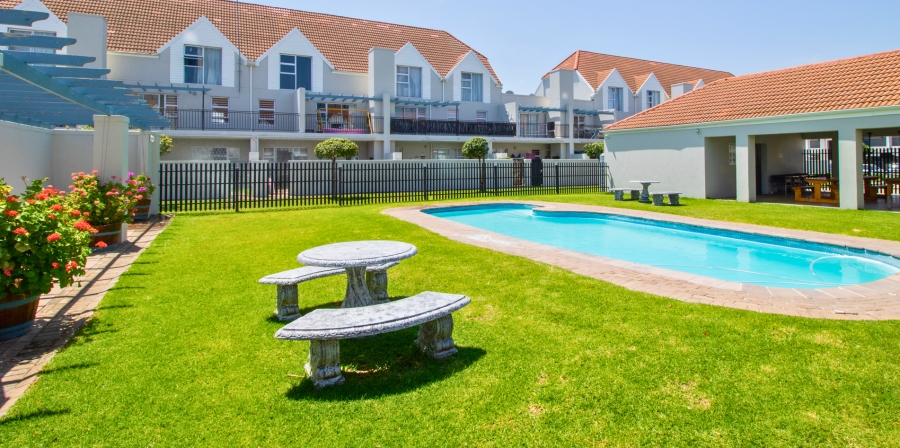 1 Bedroom Property for Sale in Gordons Bay Central Western Cape